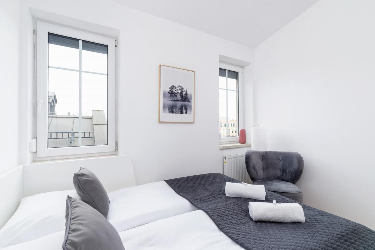 Radziwillowska Apartment Cracow Planty By Noclegi Renters Krakow Exterior photo